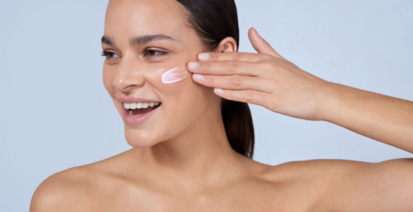 Facial Hidratante con Ácido Hialurónico